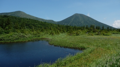 八甲田連峰